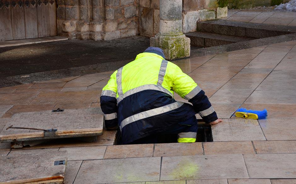 comment déboucher une canalisation Pierrelaye